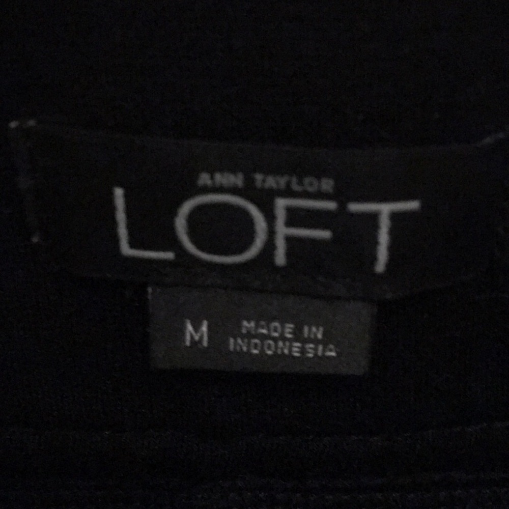 Loft Size Medium Leggings Bundle - image 3